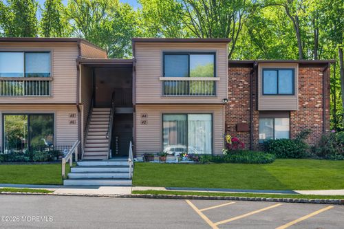 42 Manchester Ct, Red Bank, NJ, 07701-5494 | Card Image