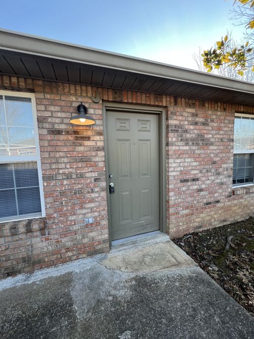 j-132 Ballygar St, Clarksville, TN, 37043-2856 | Card Image