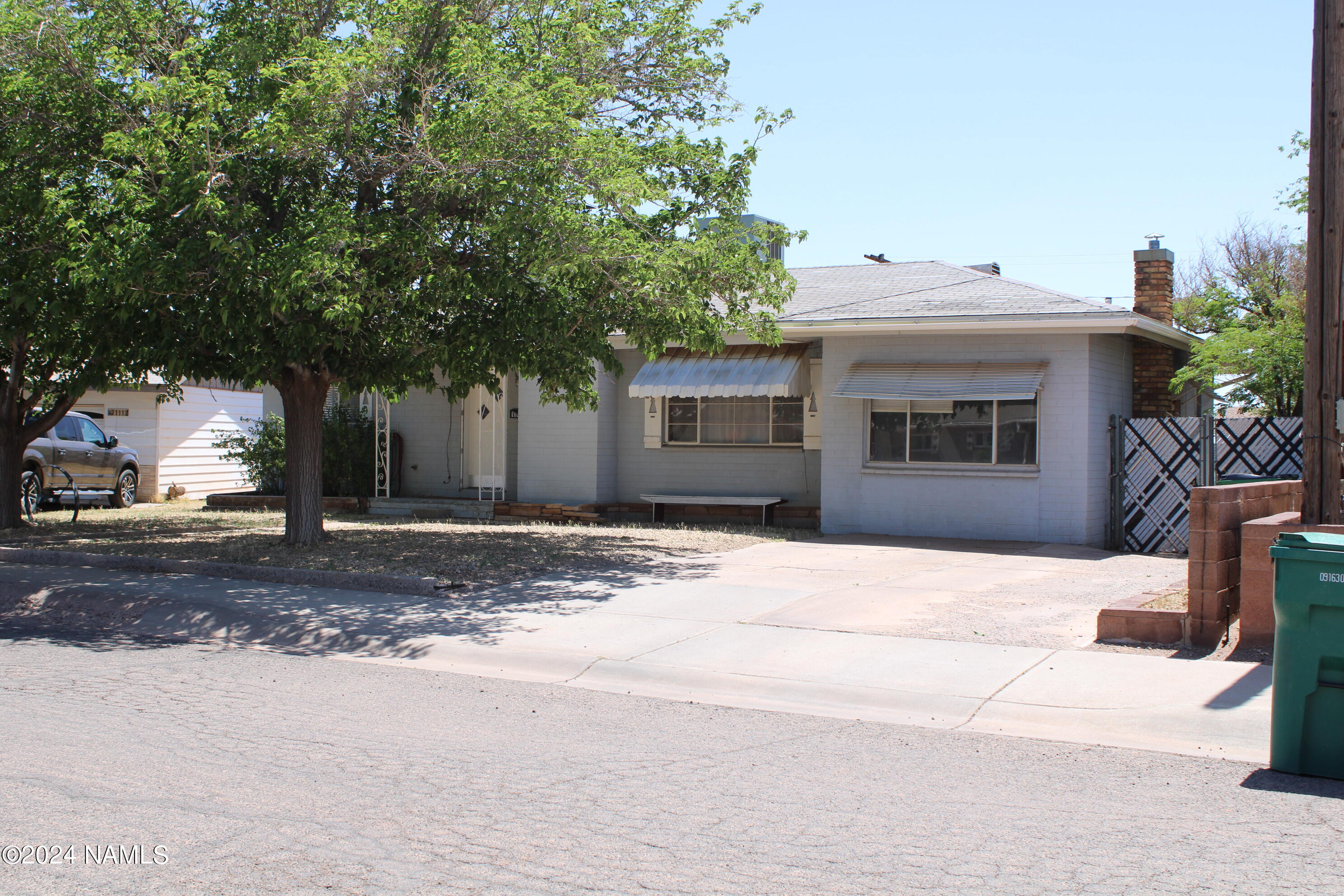 Kinsley Ave, Winslow, AZ 86047