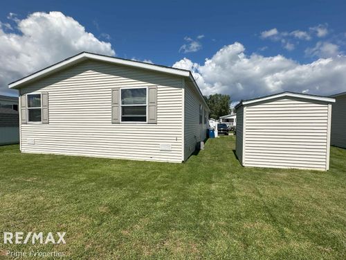 2067 Spruce Way Way, Vienna Charter Township, MI, 48420 | Card Image