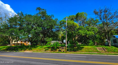2604&2606 Canty St, Pascagoula, MS, 39567-4906 | Card Image