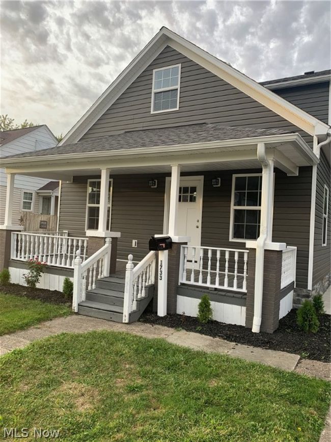 1733 E 34th Street, Sold in Lorain Zoocasa