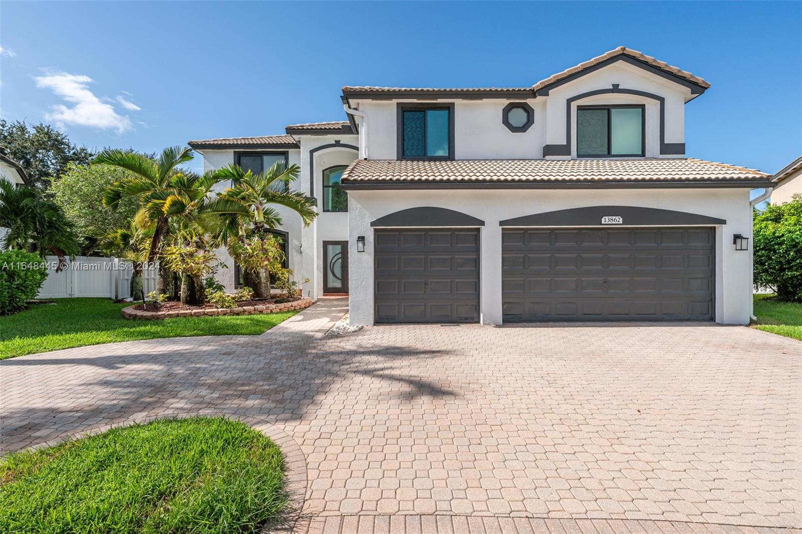 10th Ct, Pembroke Pines, FL 33028