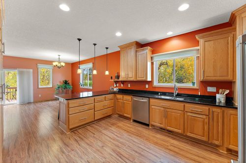 3509 Pilgrim Ln N, Plymouth, MN, 55441-2472 | Card Image