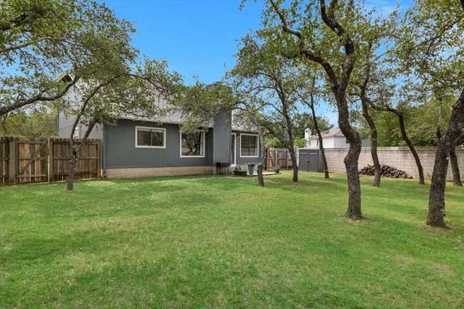 Curl up under a canopy of shade with a good book or host weekend barbecues this summer while playing Cornhole or Horseshoes with friends! | Image 18