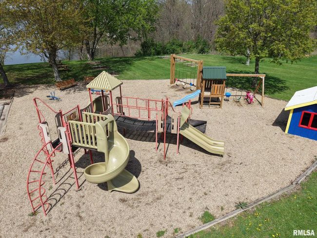 4502 S Misty Isle Pt, House other with 5 bedrooms, 3 bathrooms and null parking in Mapleton IL | Image 50