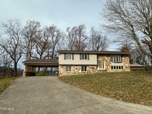 124 Arlington Cir, Kingsport, TN, 37663-2805 | Card Image
