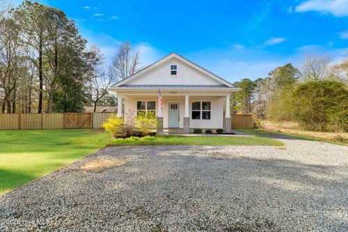 1841 Penderlea Hwy, Burgaw, NC, 28425-4037 | Card Image