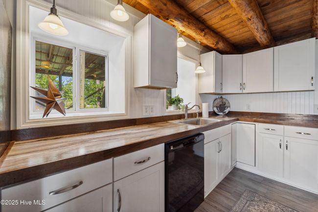 1565 Belangia Rd, House other with 2 bedrooms, 1 bathrooms and null parking in Havelock NC | Image 21