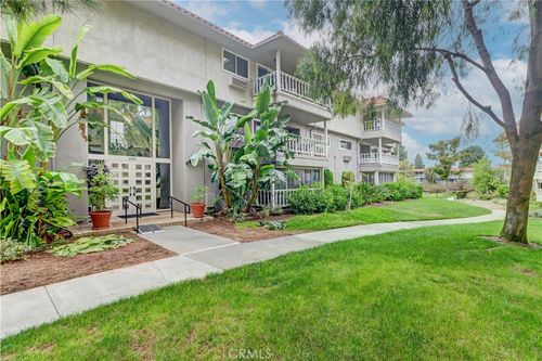 2399 Via Mariposa W, Laguna Woods, CA, 92637-2008 | Card Image