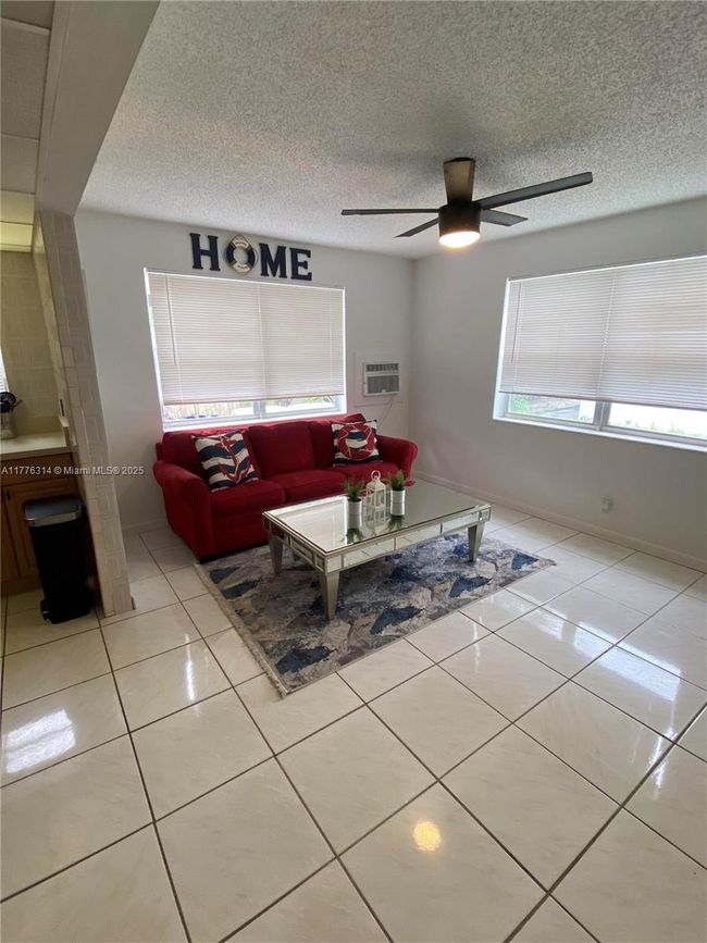 APT-8 - 3210 Canal Dr, Condo with 1 bedrooms, 1 bathrooms and null parking in Pompano Beach FL | Image 6