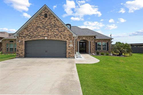 2715 Eastdale Dr, Groves, TX, 77619-4431 | Card Image