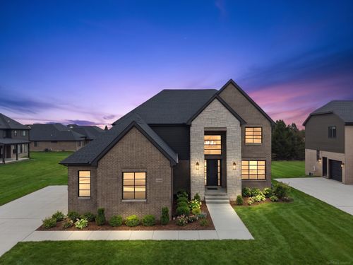 57242 Veridian Blvd, Washington Township, MI, 48094-4020 | Card Image