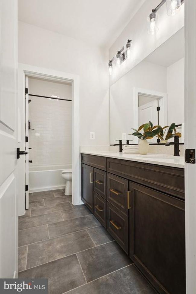 3880 Hillview Ct, House other with 5 bedrooms, 4 bathrooms and null parking in Alexandria VA | Image 39