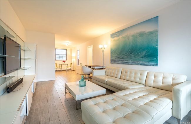 APT-16C - 61-35 98 Th St, Home with 1 bedrooms, 1 bathrooms and null parking in Rego Park NY | Image 4