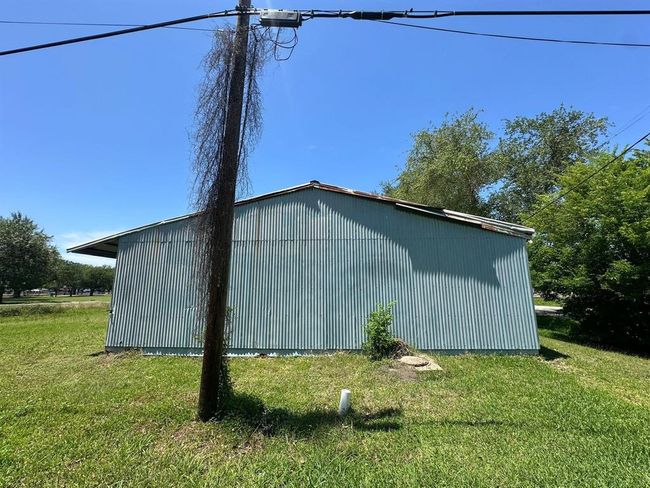 1530 Gilham Cir, House other with 3 bedrooms, 2 bathrooms and null parking in Port Arthur TX | Image 10