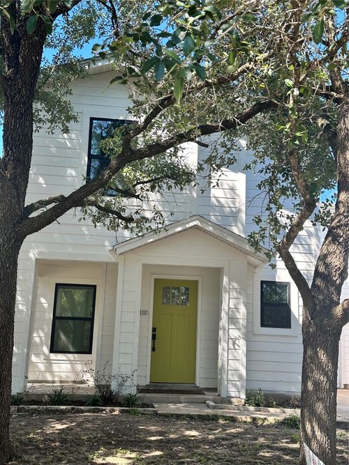 13400 Coomes Dr, Del Valle, TX, 78617-3494 | Card Image