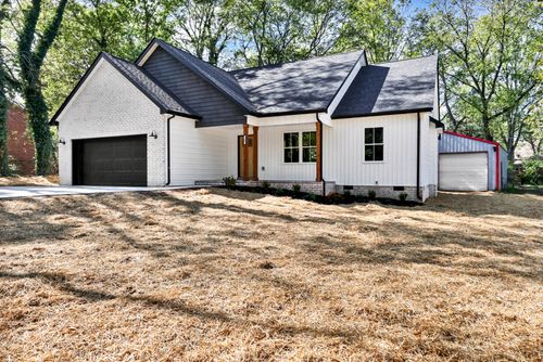 205 Jordan Rd, Clarksville, TN, 37042-3333 | Card Image