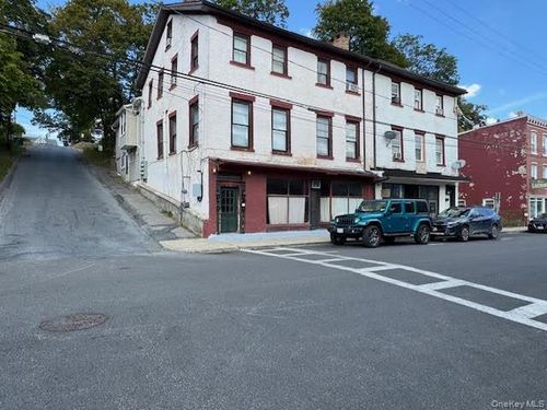 36-38 Main St, Chester, NY, 10918-1255 | Card Image