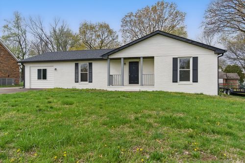 1006 Peachers Mill Rd, Clarksville, TN, 37042-3660 | Card Image