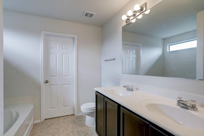 19123 Feather Lance Dr, House other with 4 bedrooms, 3 bathrooms and 2 parking in Cypress TX | Image 6