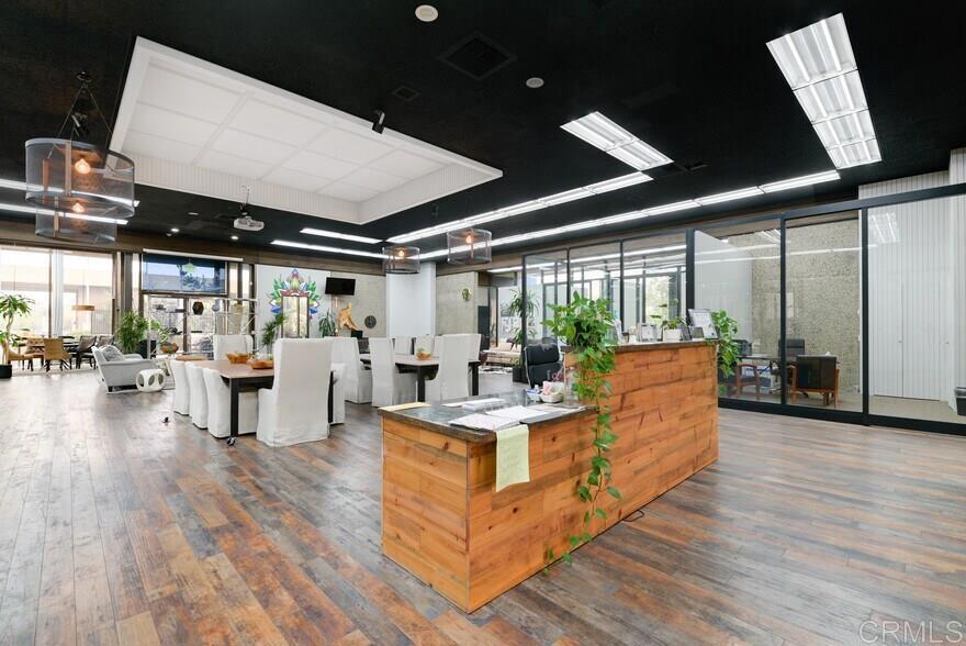 Commercial Lease in Escondido 4