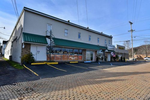 104 Park Blvd, Clarksburg, WV, 26301-3519 | Card Image