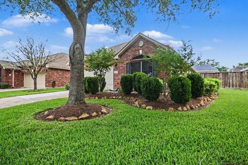 1407 Capri Place Ln, Pearland, TX, 77581-5234 | Card Image