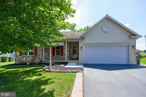 22 Coolidge Dr, EPHRATA, PA, 17522-1131 | Card Image