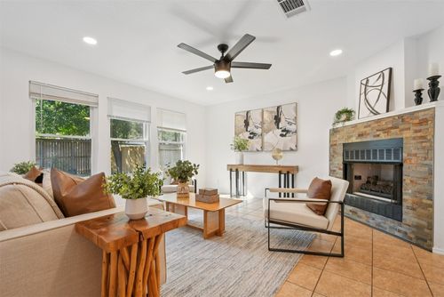 9607 Copper Creek Dr, Austin, TX, 78729-3541 | Card Image