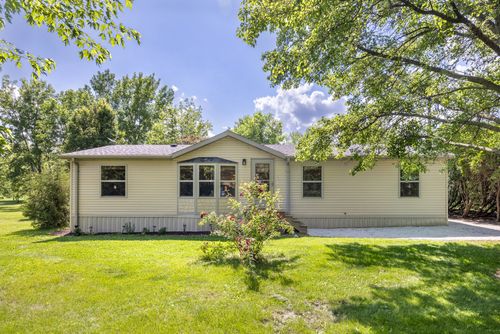 14171 N 2150 East Rd, Pontiac, IL, 61764-2987 | Card Image