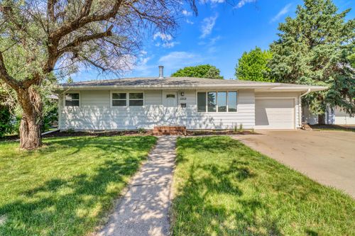 2313 9th St S, Fargo, ND, 58103-5306 | Card Image