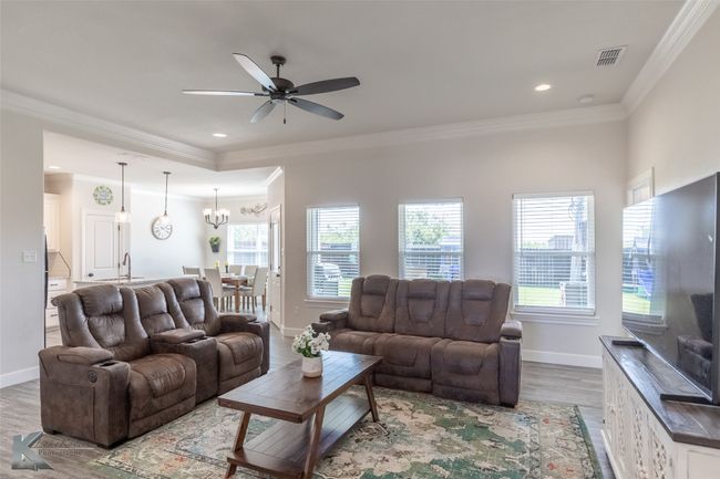 7309 Wildflower Way, House other with 3 bedrooms, 2 bathrooms and null parking in Abilene TX | Image 5