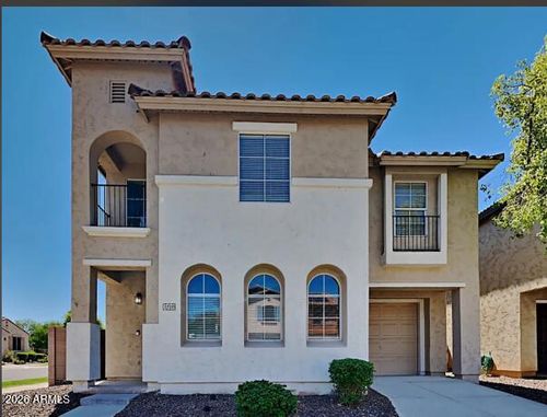 1515 E Sheraton Ln, Phoenix, AZ, 85040-2375 | Card Image