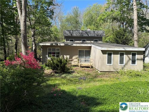 102 Creek Dr, Kunkletown, PA, 18058-8027 | Card Image
