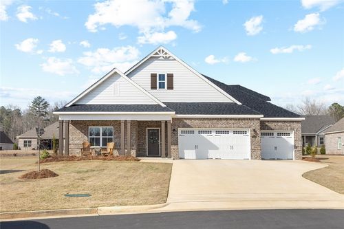 1529 Everly Dr, OPELIKA, AL, 36801-3920 | Card Image
