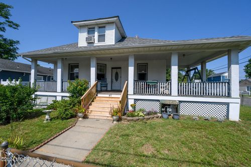 21 Willow St, Keansburg, NJ, 07734-1145 | Card Image