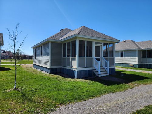 38 Meadow View Lane, Prince Edward, ON, K0K1P0 | Card Image