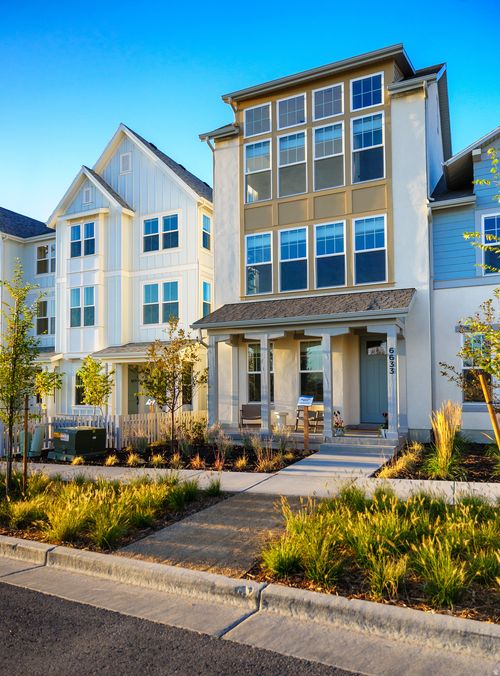 6759 W South Jordan Pkwy, South Jordan, UT, 84009-1909 | Card Image