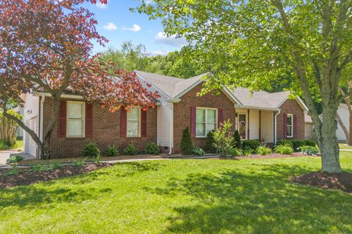 1022 Blue Ridge Pkwy, Goodlettsville, TN, 37072-9702 | Card Image