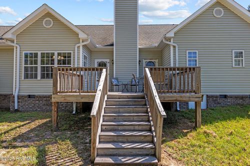 930 Pasture Cir, Aberdeen, NC, 28315-7422 | Card Image