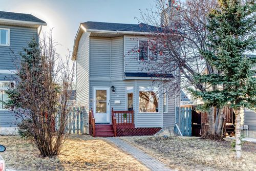 11 Martinridge Pl Ne, Calgary, AB, T3J3B8 | Card Image