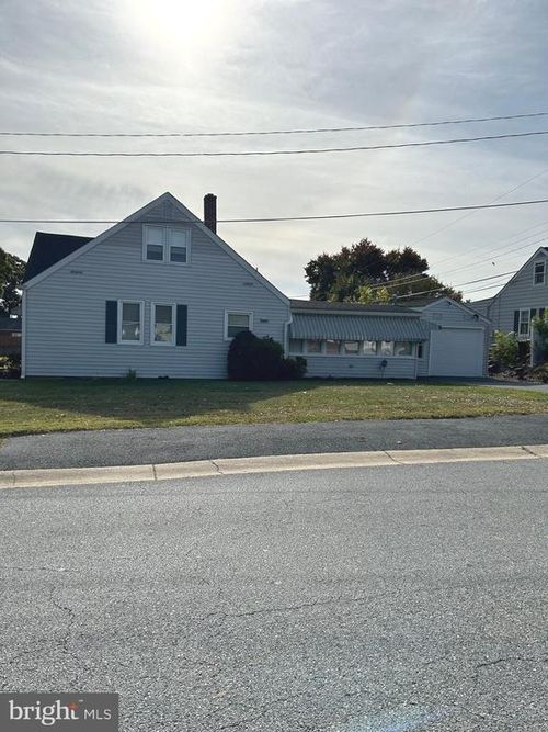 602 Erdman Rd, WILMINGTON, DE, 19804-3005 | Card Image