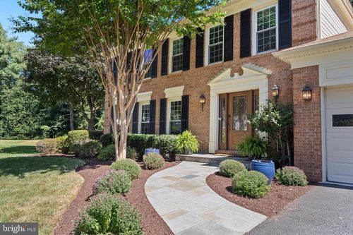 3003 Heritage Farm Ct, HERNDON, VA, 20171-2232 | Card Image
