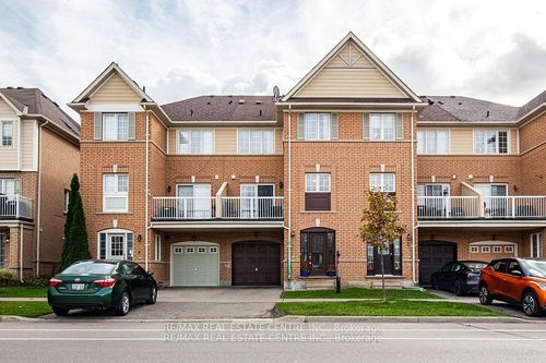 3-620 Ferguson Dr, Milton, ON, L9T0M7 | Card Image