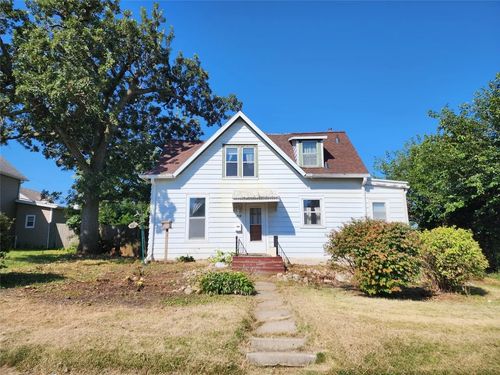 210 N 4th Ave, Marshalltown, IA, 50158-1839 | Card Image