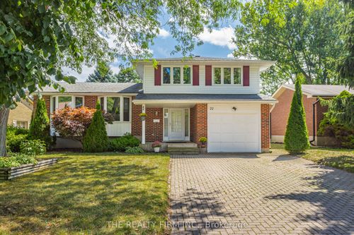 22 Milford Cres, London, ON, N5X1A8 | Card Image