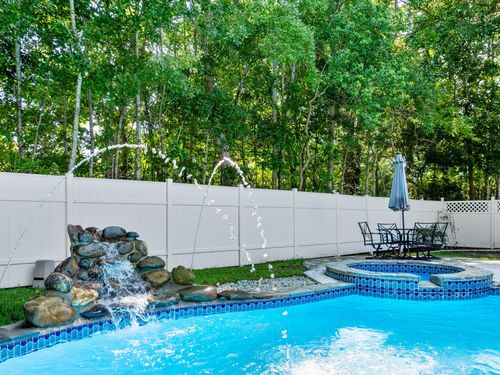 101 Santee Ct, Summerville, SC, 29486-1938 | Card Image