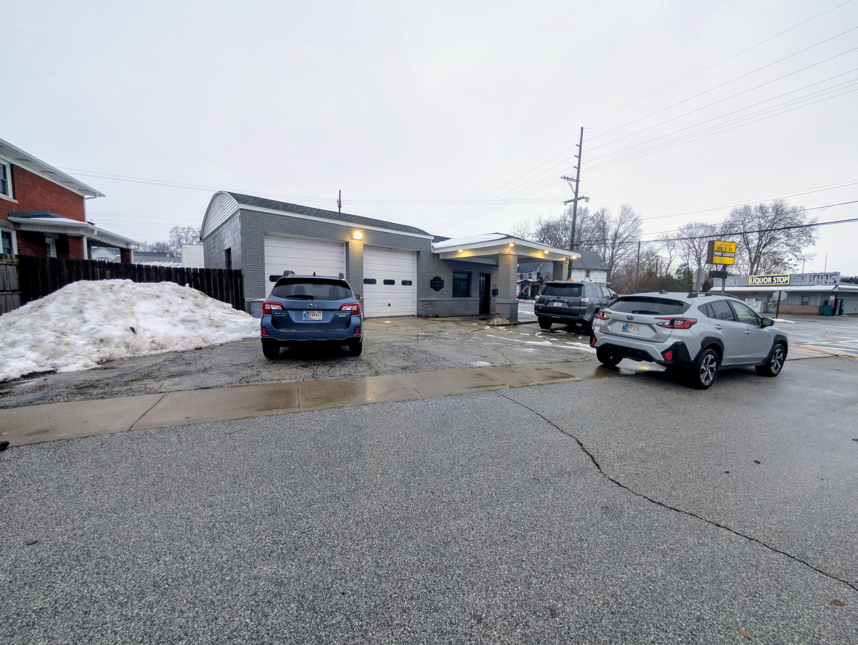 52 W Main St, Westville, IN 46391
