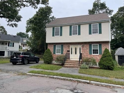 72 Cedar Rd N, Medford, MA, 02155-1906 | Card Image